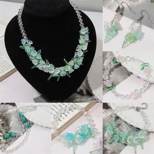Parure de bijoux en verre dégradé faite main avec muguet comprenant collier et boucles