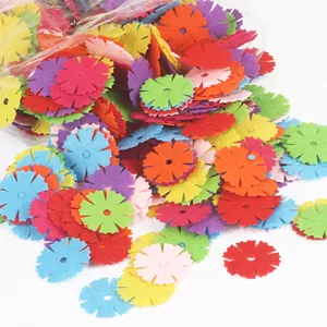 Farbenfrohe Filzblumen-Ausschnitte für DIY-Bastelarbeiten und Dekorationen in verschiedenen Farben