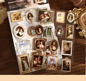 Vista dettagliata degli adesivi vintage in rilievo 3D con motivi artistici classici
