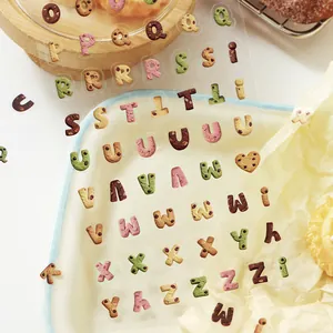 Alphabet-Aufkleber mit realistischer Keks-Textur für DIY-Tagebücher und Bastelprojekte