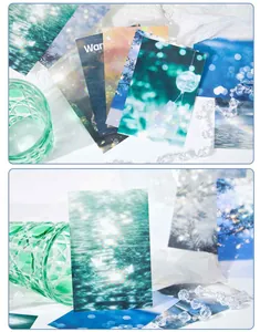 Vue détaillée du papier scrapbooking esthétique inspiré par la nature avec reflets d'eau et lumière
