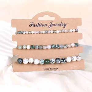 Detaillierte Ansicht des Naturstein-Armbandsets mit Moosachat- und Zebra-Jaspis-Perlen