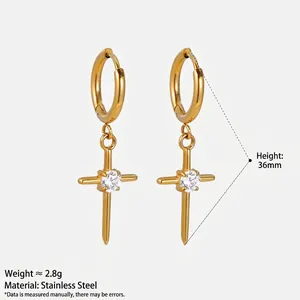 Boucles d'oreilles créoles en acier doré avec croix et zircon blanc, style épuré