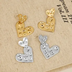 Boucles d'oreilles cœur en acier inoxydable 316L avec plaquage or PVD pour femmes
