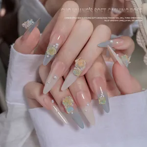 Uñas postizas estilo chino Dunhuang con rosas talladas y relieve de camelia 3D de lujo