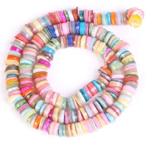 Detailopname van kleurrijke 5-8 mm schelpschijf-tussendoortjes voor DIY-sieraden
