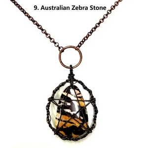 Pendente in pietra zebra australiana fatto a mano con dettagli di pentacolo in rame.