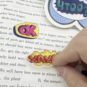 Gedetailleerd overzicht van kleurrijke halftransparante PET-stickers en memo-labels