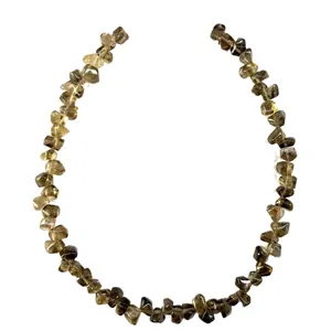 Cuentas irregulares de cuarzo ahumado natural para la creación de joyas DIY y manualidades.