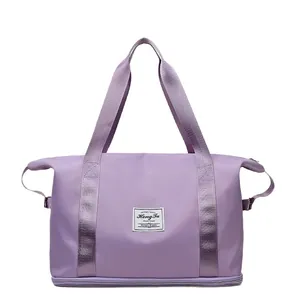 Große violette wasserfeste Reisetasche mit erweiterbarem Design für Sport und Kurztrips