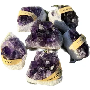 Grappes de cristaux d'améthyste violette naturelle pour décoration et collections de minéraux