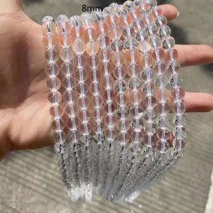 Detailansicht von 8mm natürlichen brasilianischen Bergkristallperlen für DIY-Schmuck