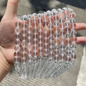Detailansicht von 10 mm natürlichen klaren weißen Kristallperlen für DIY-Schmuck