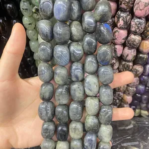 Detaillierte Ansicht von 15x20mm Natur-Labradorit-Perlen für DIY-Schmuckherstellung