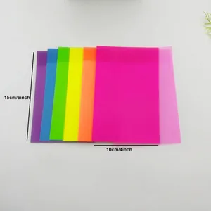 Λεπτομέρεια από 15x10cm πολύχρωμες διαφανείς αυτοκόλλητες σημειώσεις με διαστάσεις
