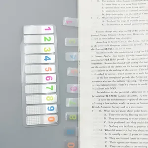Gekleurde transparante genummerde indextabbladen voor het markeren van pagina's en ordenen