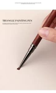 Pinceau professionnel triangle pour ongles avec manche en bois pour motifs de fleurs et papillons.