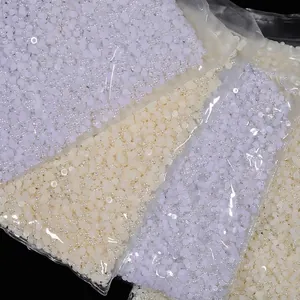Perle semitonde a fondo piatto lucide per nail art DIY in confezioni bianco e beige