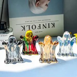 Figurines de fantômes en cristal coloré pour la décoration d'Halloween et Noël.