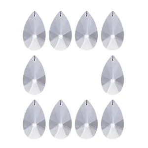 Vue de dix pendentifs en cristal transparent en forme de larme pour décoration et bijoux DIY