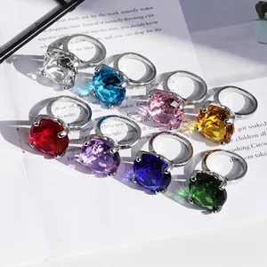 Faceted Rock Crystal Giant Diamond Ring Souvenir For Proposal Wedding Table Decoration Gift Party Favors Anniversary Napkin Ring