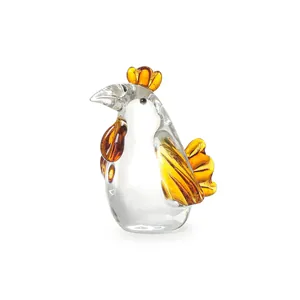 Squisita statuetta di gallo in vetro fatta a mano con accenti ambrati decorativa.