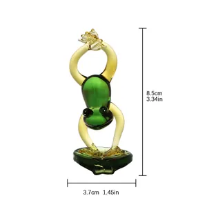 Detailed handcrafted green crystal kung fu frog figurine for home and desk decoration