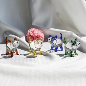 Creatieve handgemaakte miniatuur glazen hondenbeeldjes voor huisdecoratie in kleuren