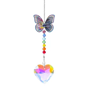 Atrapasol de mariposa con cuentas de arcoíris y colgante de corazón de cristal AB
