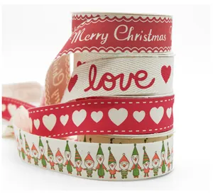 Detail von 25 mm Baumwollbändern mit Merry Christmas-, Love- und Comic-Zwerg-Motiven