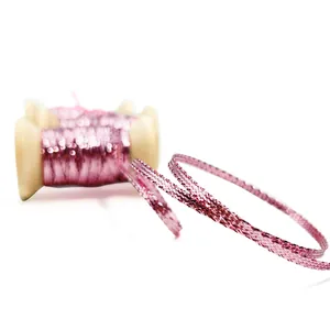 Hoogwaardig metallic roze plat lint op houten spoel voor geschenkdozen en bloemenverpakking