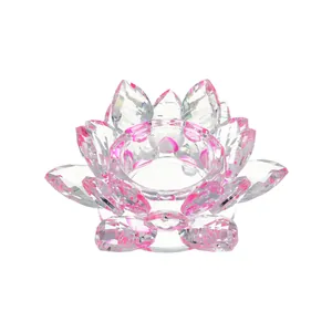 Elegante portacandele a forma di fiore di loto in cristallo rosa e trasparente