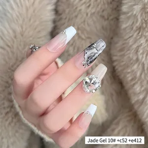 Exquisite mehrseitige K9-Kristalldiamanten für luxuriöses 3D-Nageldesign