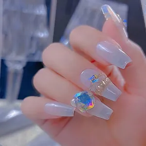Schimmernde irisierende Herz- und quadratische K9-Glas-Nagelkunst-Strasssteine für Maniküre