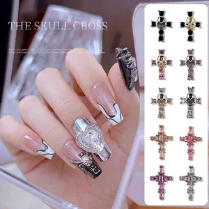 Breloques de Nail Art Croix Crâne Rétro Punk Alliage Zirconia Accessoires de Manucure Gothiques pour Femmes Décoration d'Ongles DIY