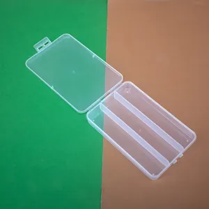 Vue détaillée des diviseurs internes d'une boîte en plastique PP à 3 compartiments
