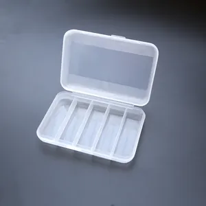Vista detallada de la caja de almacenamiento de plástico PP transparente con 5 compartimentos