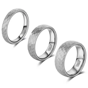 Anillo de Carburo de Tungsteno Unisex Diseño con Textura Martillada Interior Pulido Ajuste Cómodo Banda Ancha Joyería Clásica Regalo