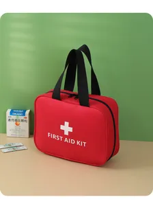 Grand sac de premiers secours rouge avec logo en croix et poignée de rangement