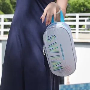 Grande borsa da nuoto impermeabile in rete bianca con manici blu per sport e viaggi