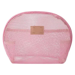 Neceser de malla rosa semicircular para maquillaje de viaje y artículos