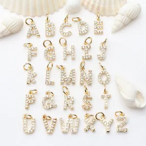 Exquisito Colgante de Letra Inicial de Alfabeto de Cobre y Circonia Bañado en Oro para Collar Pulsera Joyería DIY Mujer