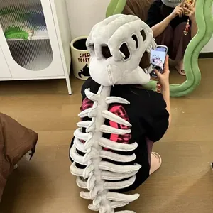 Divertido sombrero de felpa de esqueleto de dinosaurio y pieza de exoesqueleto creativa