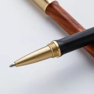 Bolígrafo roller de lujo de sándalo y latón con diseño de bambú para la oficina