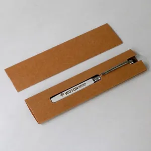 Umweltfreundliche Kraftpapier-Stifthülle für Geschenkstifte, Vorder- und Rückseite.
