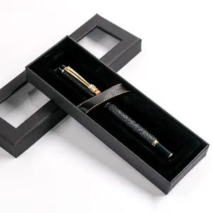 Elegante confezione regalo nera per penna a cassetto con penna stilografica di lusso