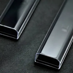 Transparente Stiftschachtel mit schwarzem Innenfutter für professionelles Schreibzeug