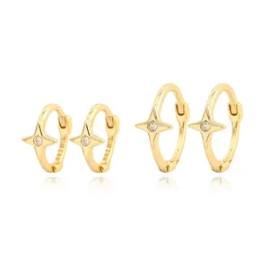 Boucles d'Oreilles Créoles Huggie Étoile en Argent Sterling 925 Strass Bijoux Délicats pour Femmes
