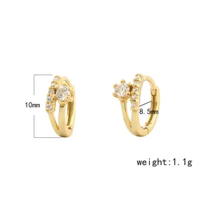 Élégantes boucles d'oreilles créoles en argent 925 doré 18 carats avec pierres CZ brillantes