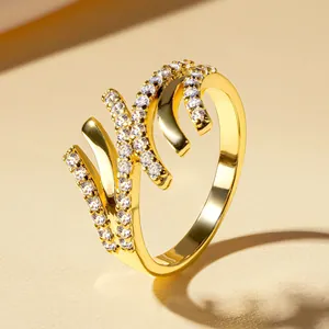 Anello in Rame Minimalista con Zirconia Anello Aperto Geometrico a Strati Onda Incrociata per Donna Gioielli di Moda Regalo
